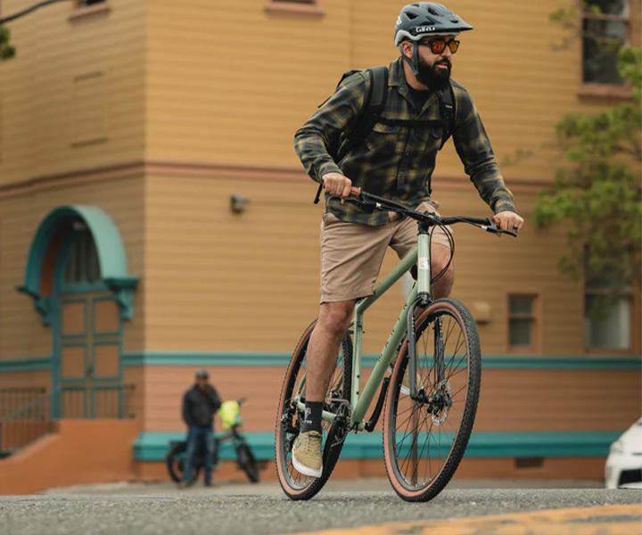 Coal City Cycles in Kerrisdale, Vancouver