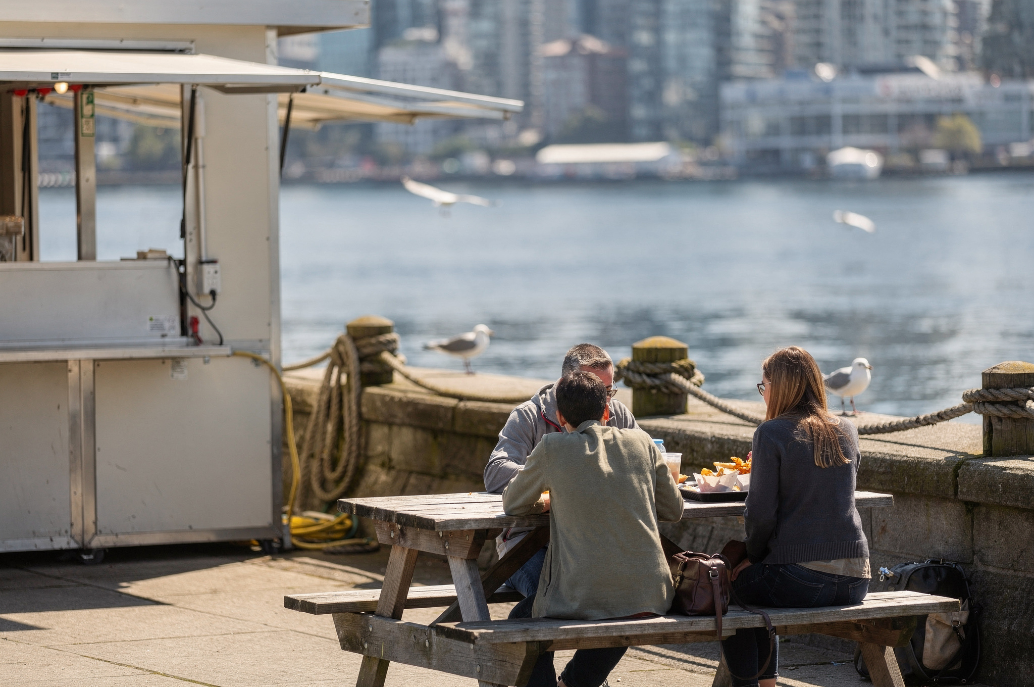 03 seafood without fuss v2 Family Dining in Vancouver BC: Local Spots Kids and Parents Both Enjoy Seafood Without the Fuss section image for vancouver bc family restaurants in Vancouver BC